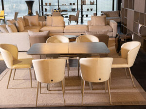 Vegas Table & Coco Chair